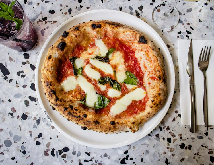 Perfect Homemade Margherita Pizza