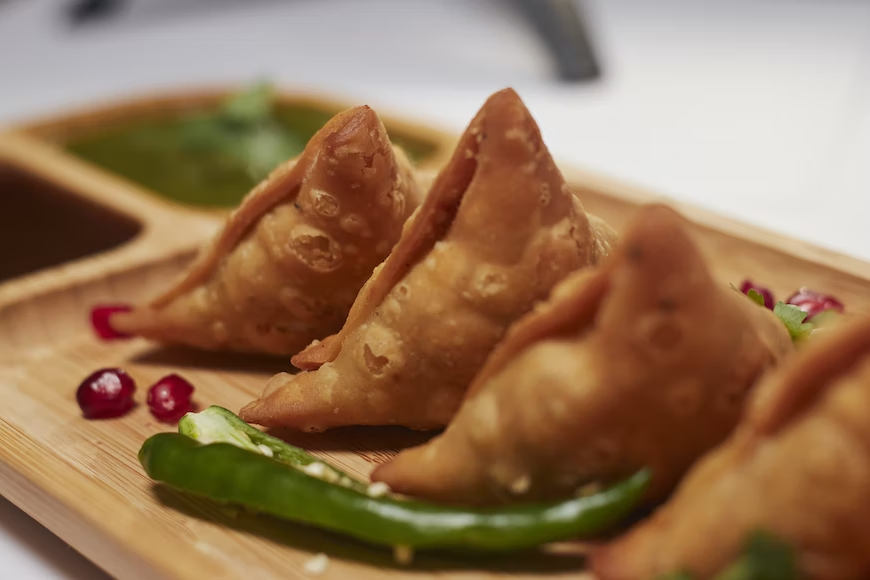 The Magic Of Aloo Samosa: A Foodie's Delight