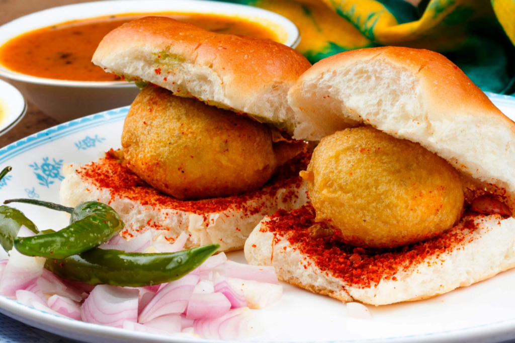 Discover the Deliciousness of Mumbai style Vada Pav!